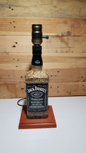 Afbeelding in Gallery-weergave laden, Jack Daniels Lamp
